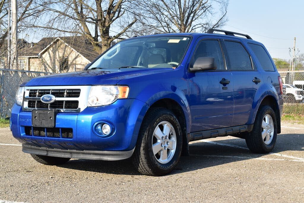 2011 FORD Escape