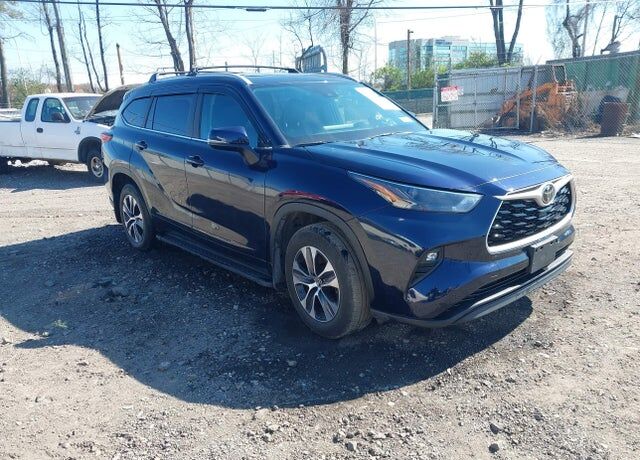 2023 TOYOTA Highlander