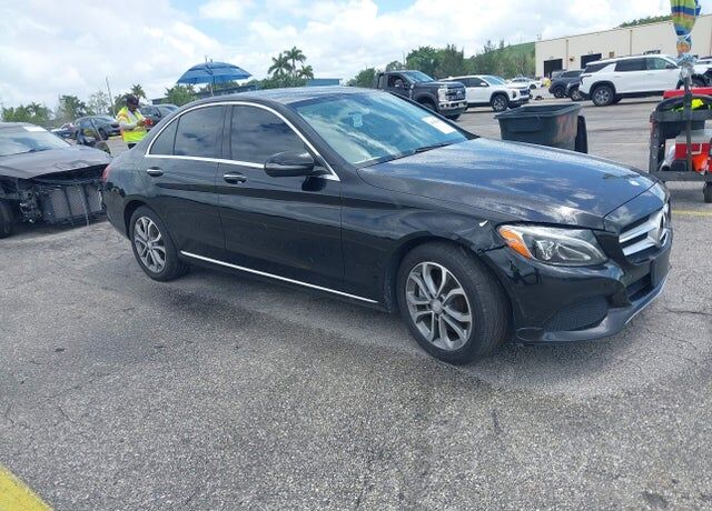 2016 MERCEDES-BENZ C-Class