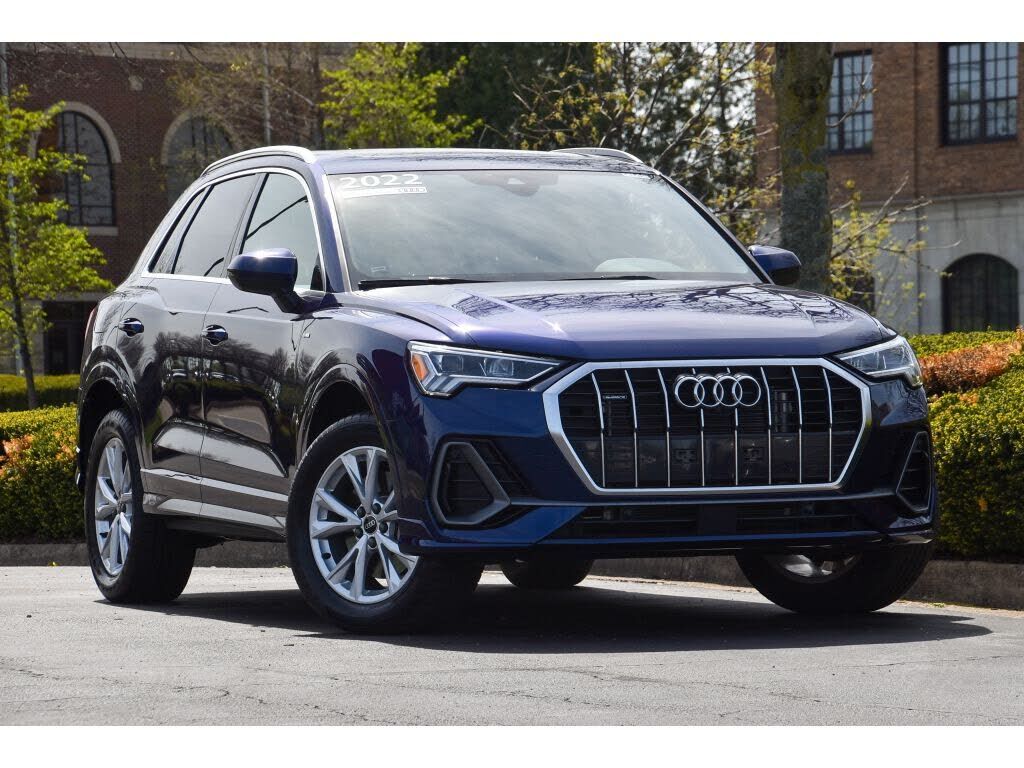 2022 AUDI Q3