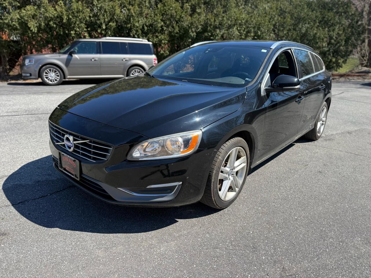 2015 VOLVO V60