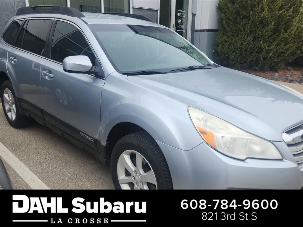 2013 SUBARU Outback