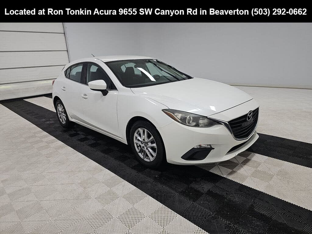 2016 MAZDA Mazda3