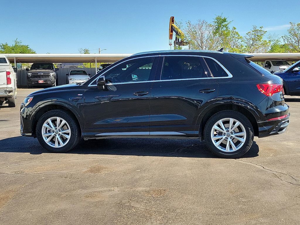2021 Audi Q3