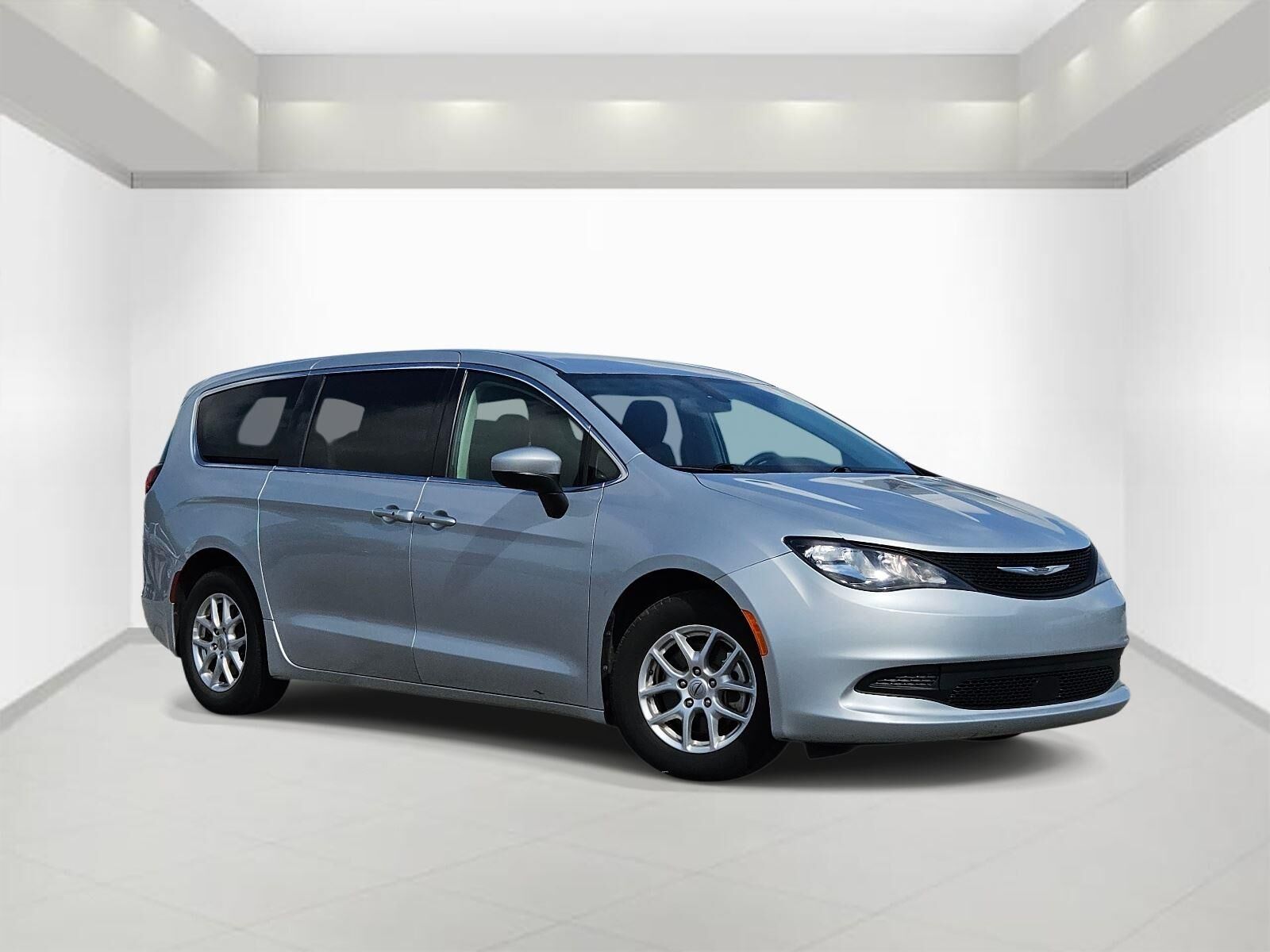 2022 CHRYSLER Voyager