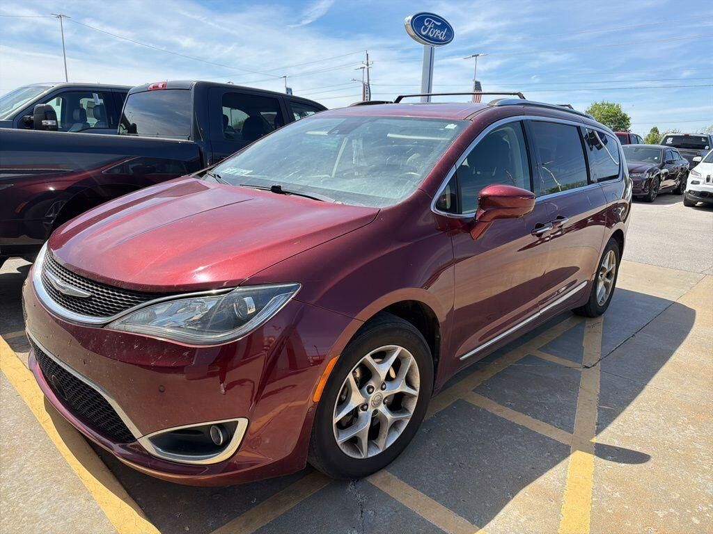 2017 CHRYSLER Pacifica