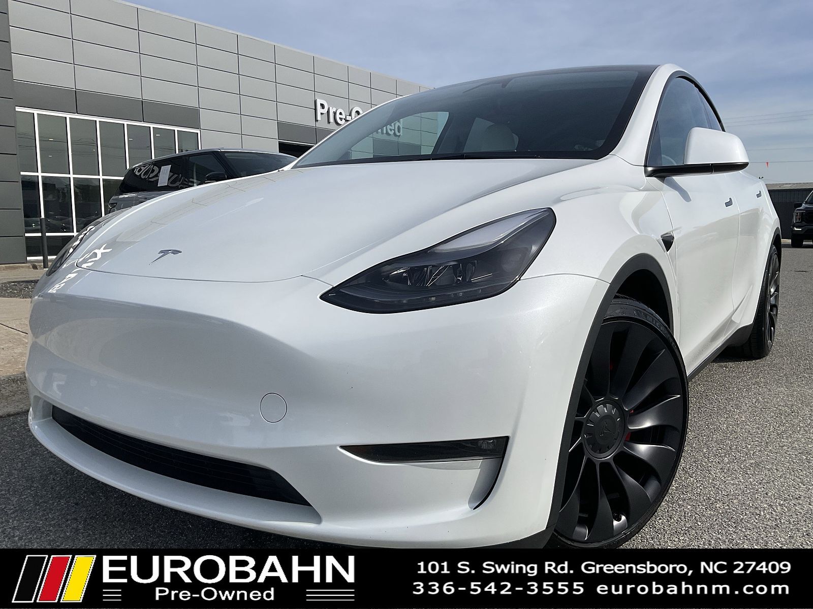 2024 TESLA Model Y