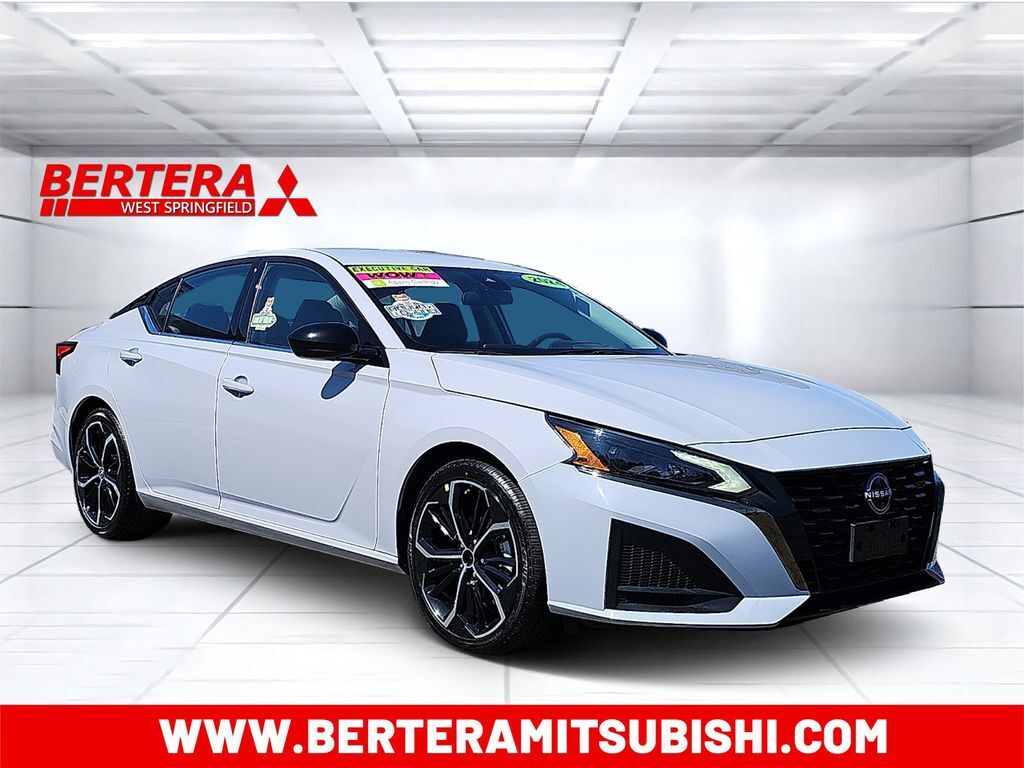 2024 NISSAN Altima