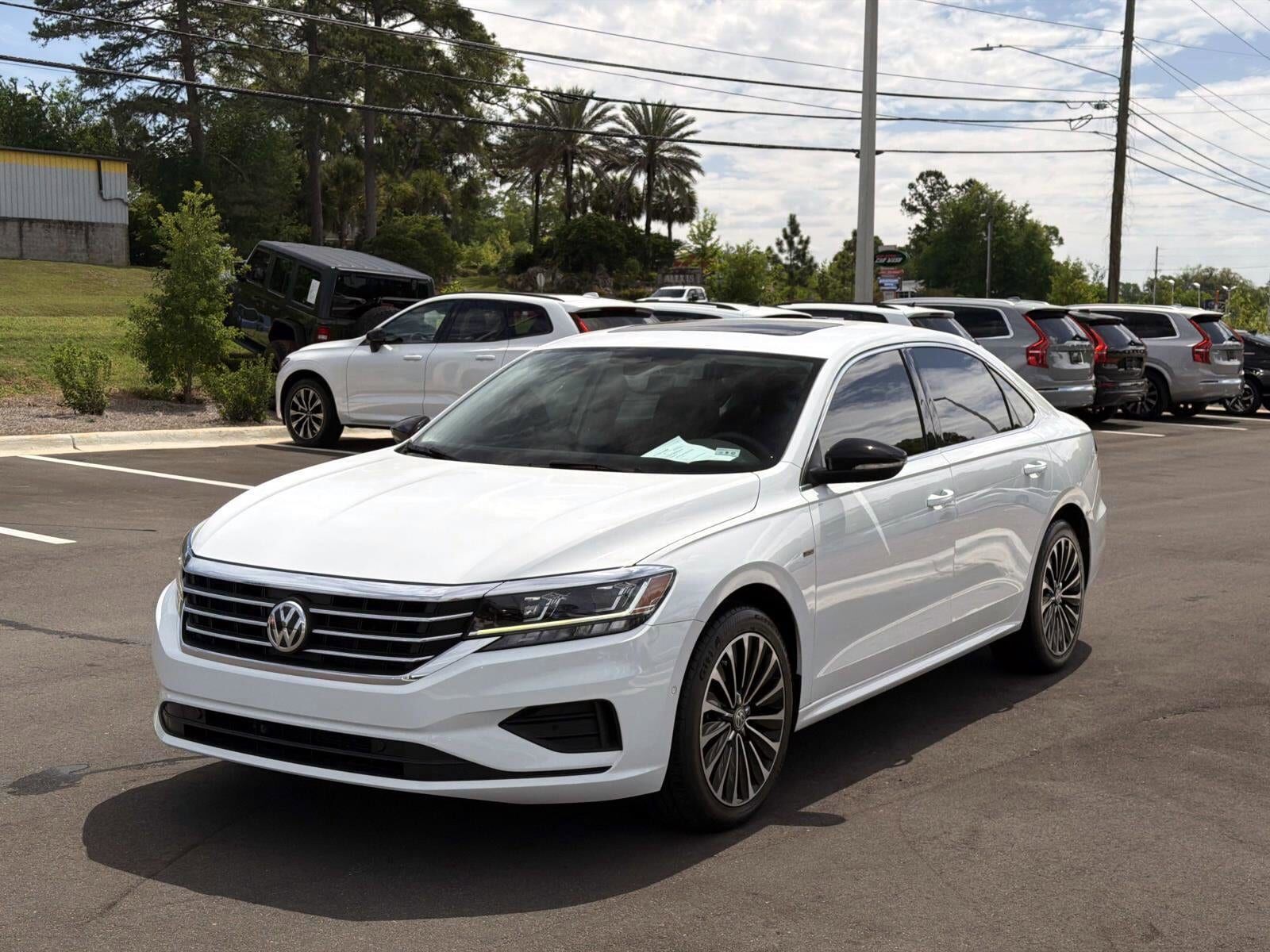 2022 VOLKSWAGEN Passat