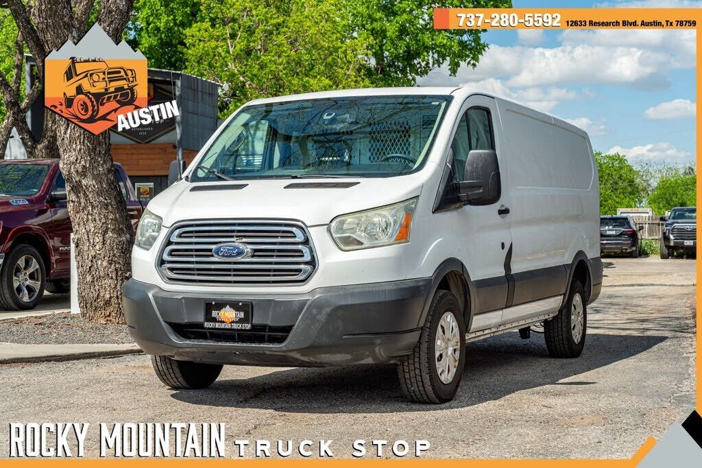 2015 FORD Transit