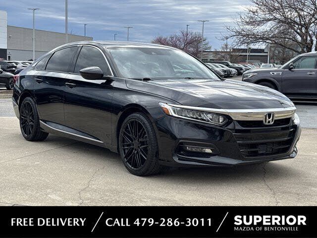 2019 HONDA Accord