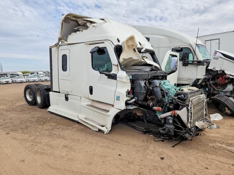 2022 FREIGHTLINER Cascadia