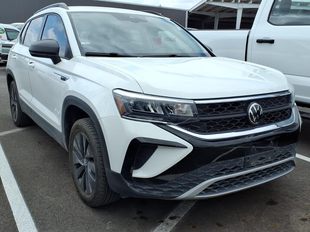2024 VOLKSWAGEN Taos