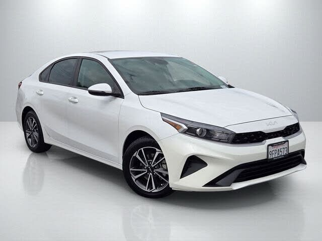 2023 KIA Forte