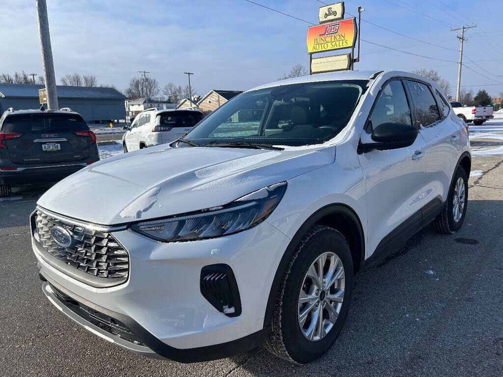 2025 FORD Escape
