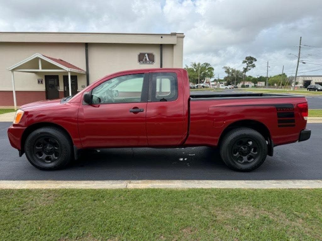 2014 NISSAN Titan