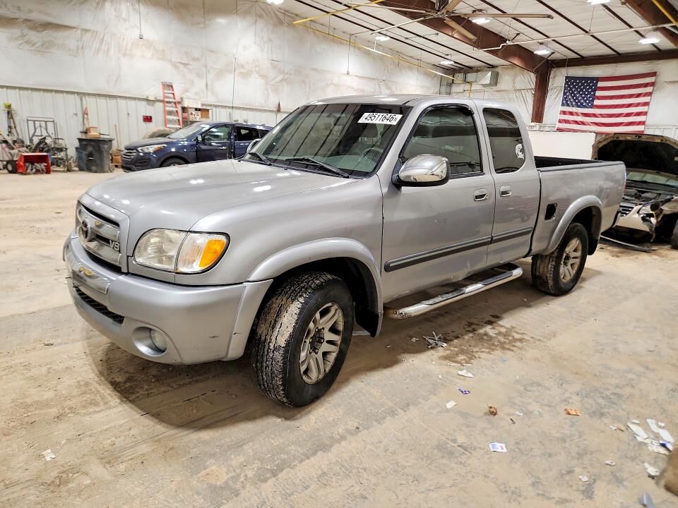 2004 TOYOTA Tundra