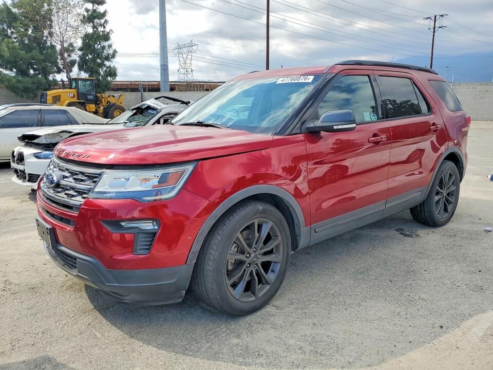 2018 FORD Explorer