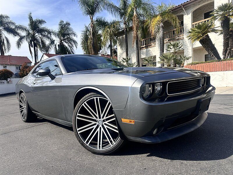 2011 DODGE Challenger