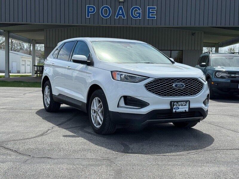 2023 FORD Edge