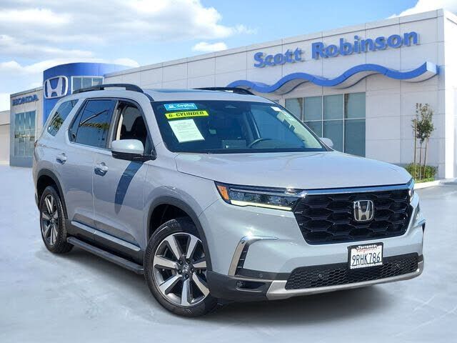 2025 HONDA Pilot