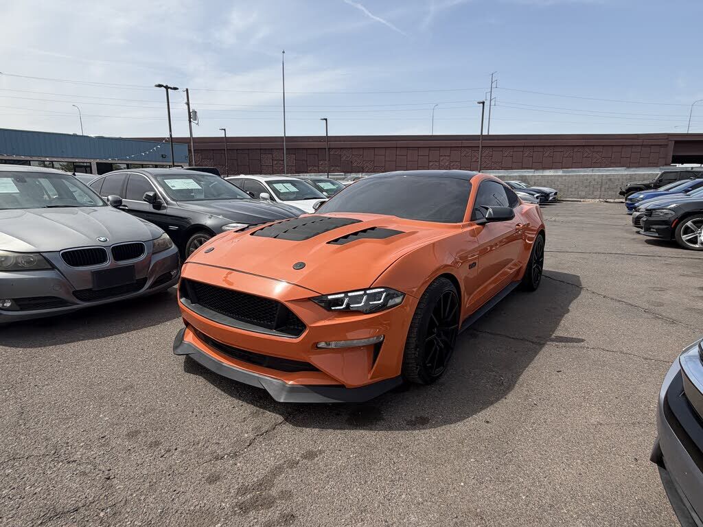 2020 FORD Mustang