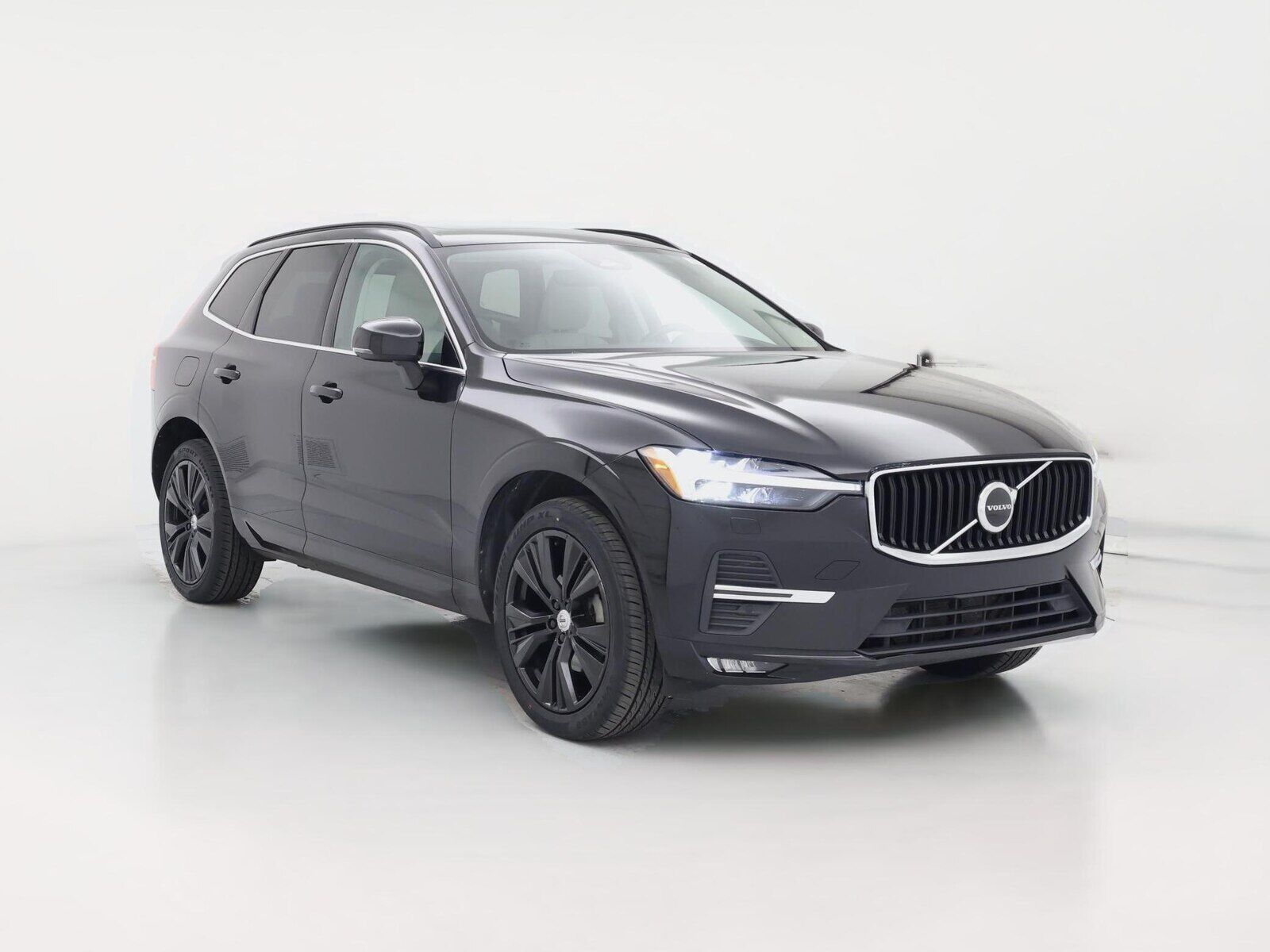 2022 VOLVO XC60