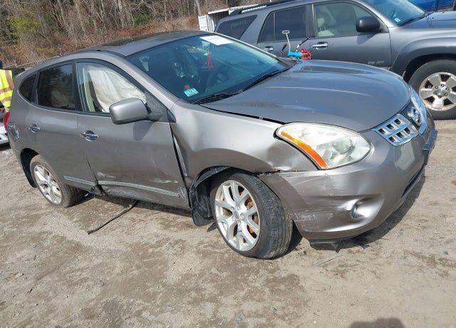 2011 NISSAN Rogue