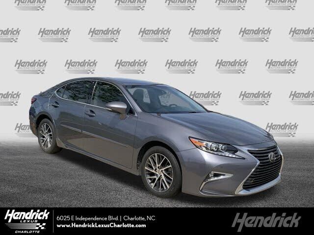 2016 LEXUS ES