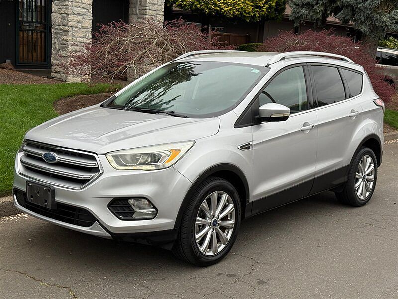 2017 FORD Escape