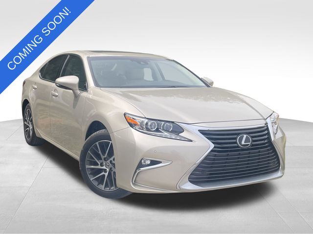 2017 LEXUS ES