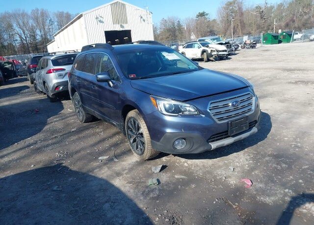 2017 SUBARU Outback