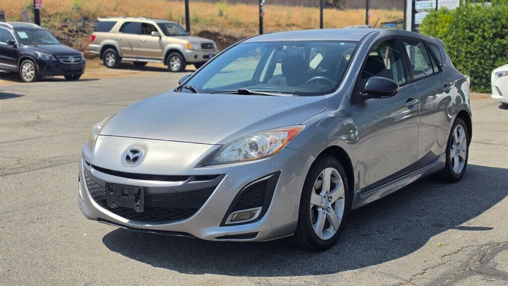 2010 MAZDA Mazda3