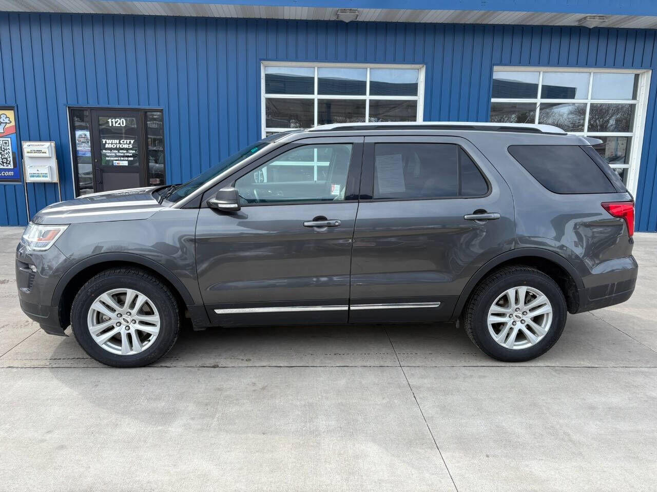 2019 FORD Explorer