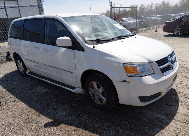2008 DODGE Caravan