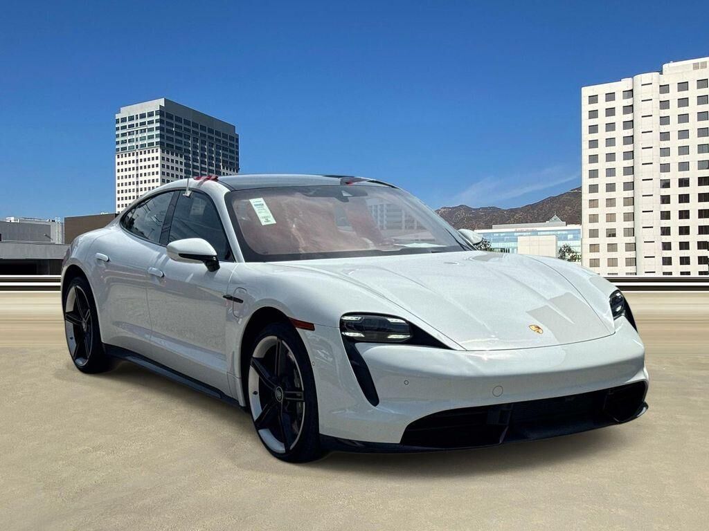 2020 PORSCHE Taycan