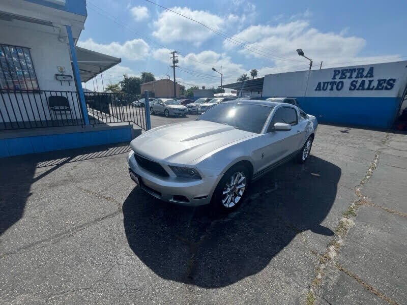 2010 FORD Mustang