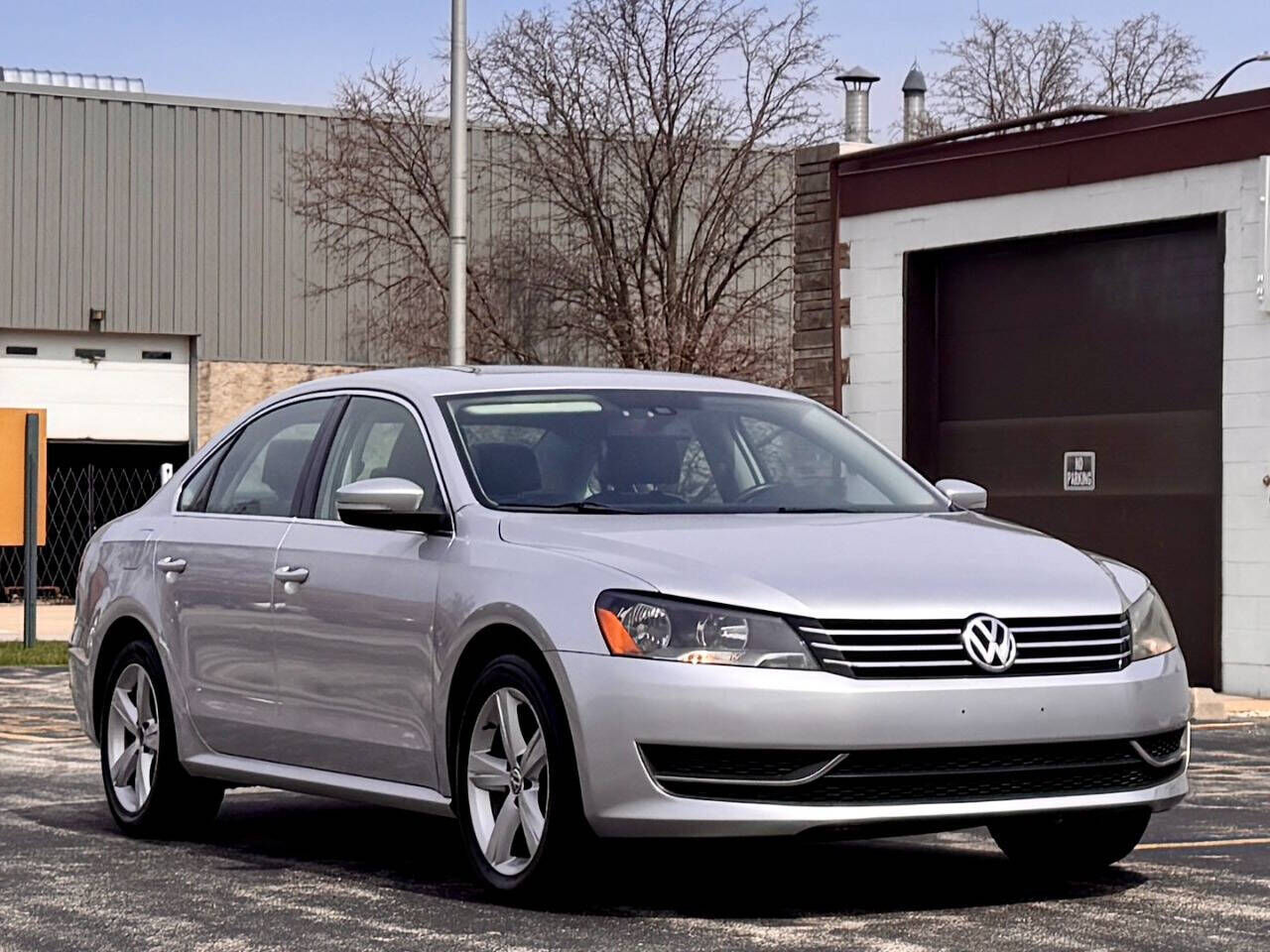 2013 VOLKSWAGEN Passat