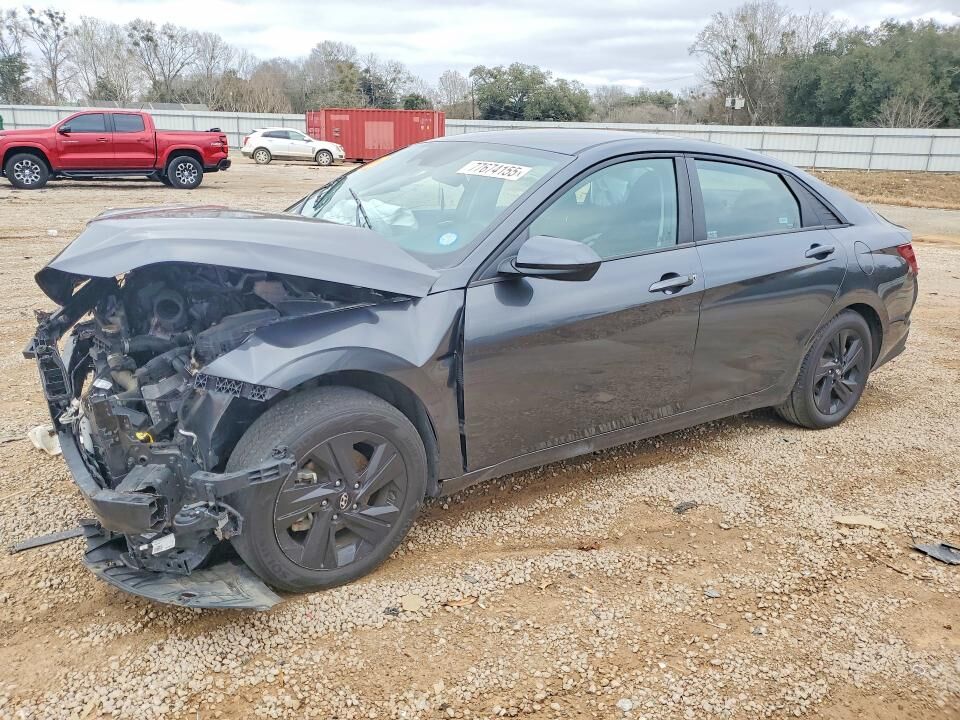 2021 HYUNDAI Elantra