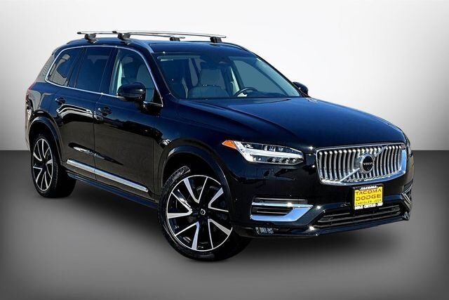 2023 VOLVO XC90