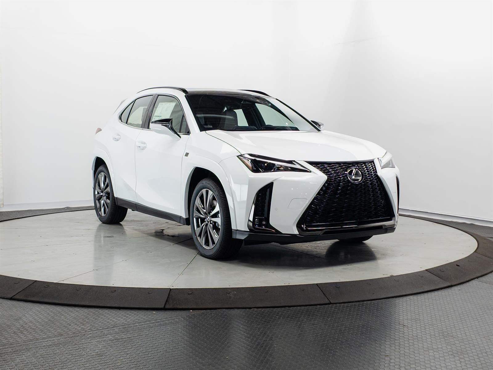 2026 LEXUS UX