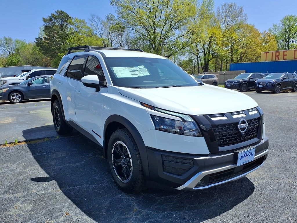 2025 NISSAN Pathfinder