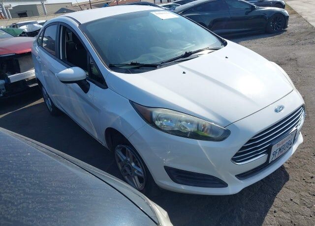 2017 FORD Fiesta