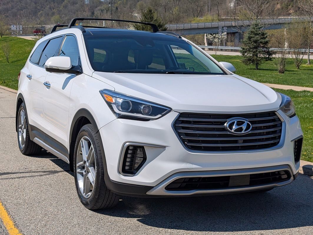 2017 HYUNDAI Santa Fe