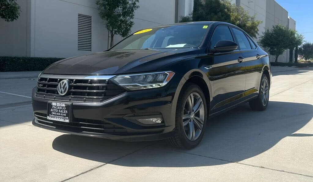2019 VOLKSWAGEN Jetta