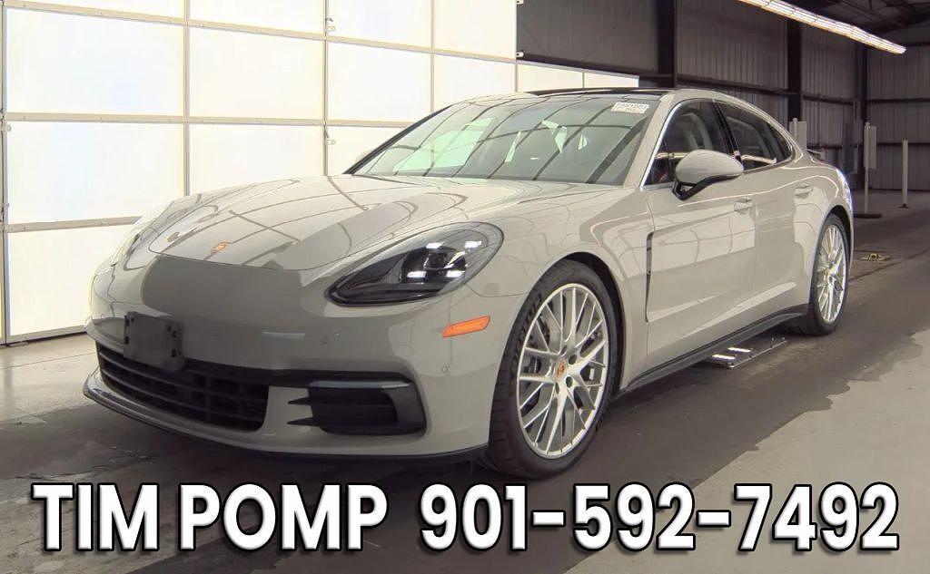 2017 PORSCHE Panamera