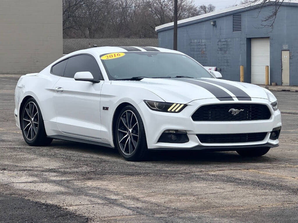 2016 FORD Mustang