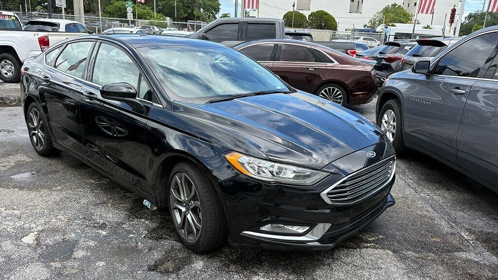 2017 FORD Fusion