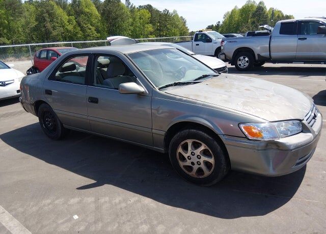 2000 TOYOTA Camry