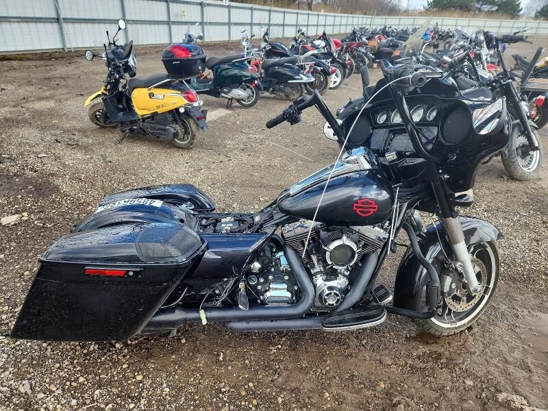 2016 HARLEY DAVIDSON FLHXS / Street Glide Special
